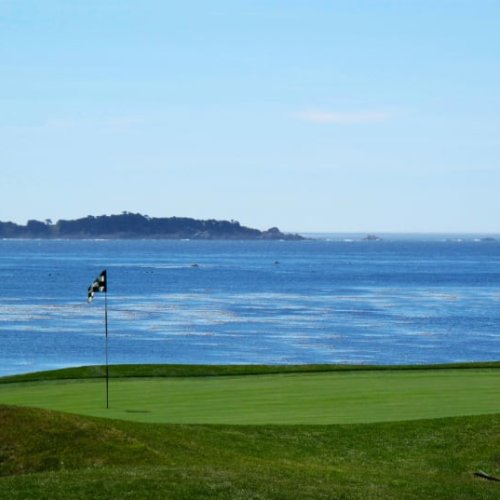 Golf course at the ocean by Johnny Such